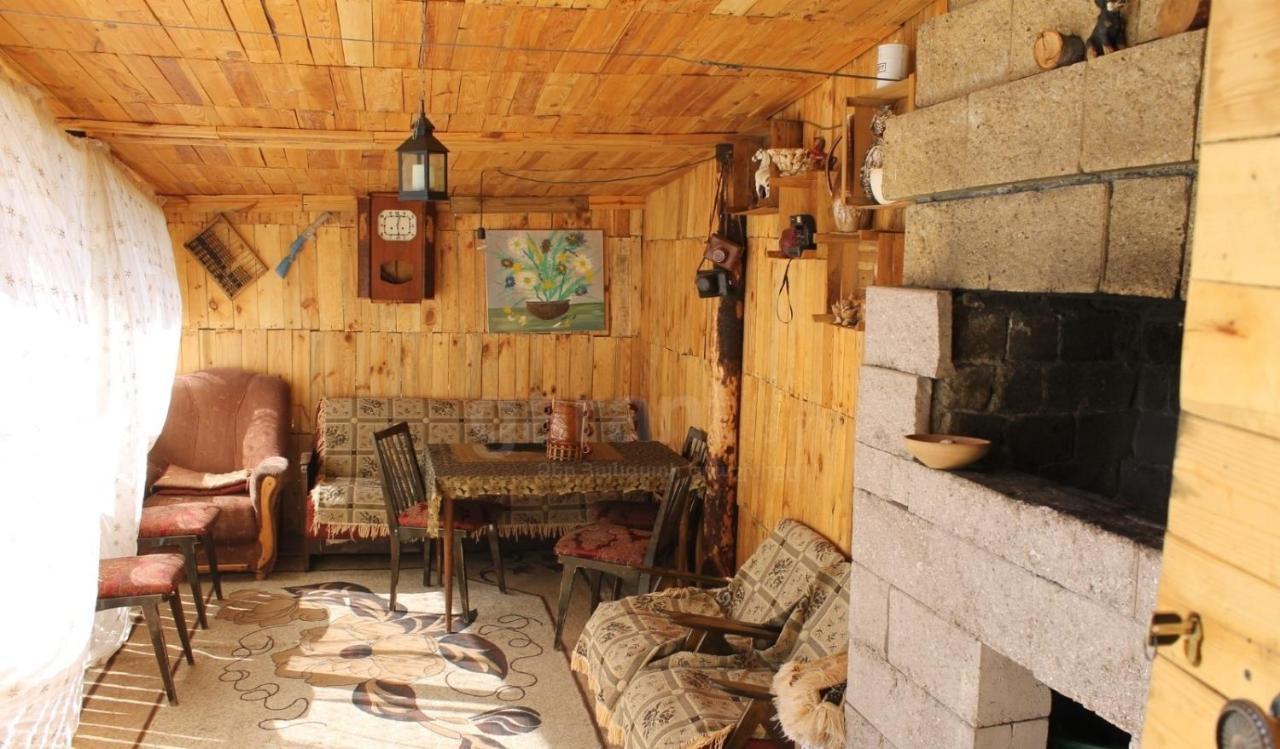 Armen's * Sevan