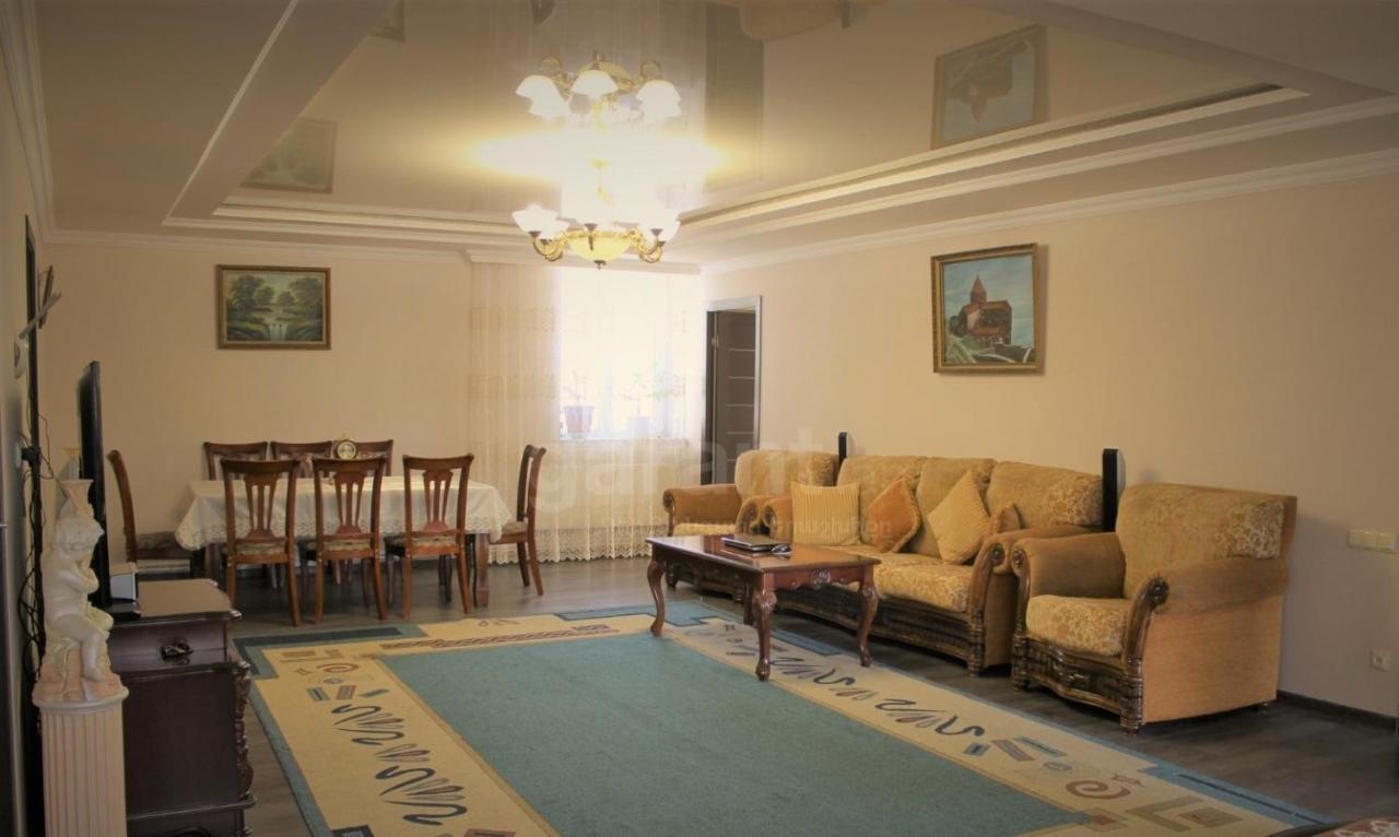 Homestay Armen's *