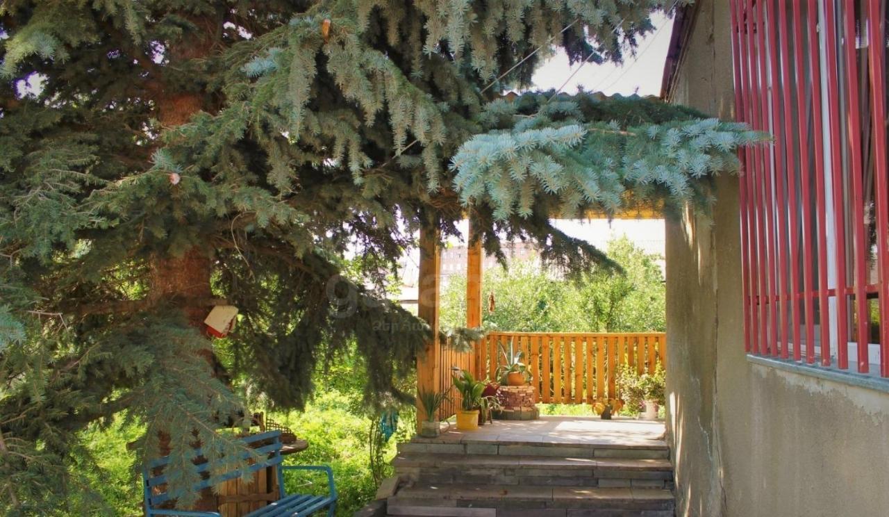 Armen's * Sevan
